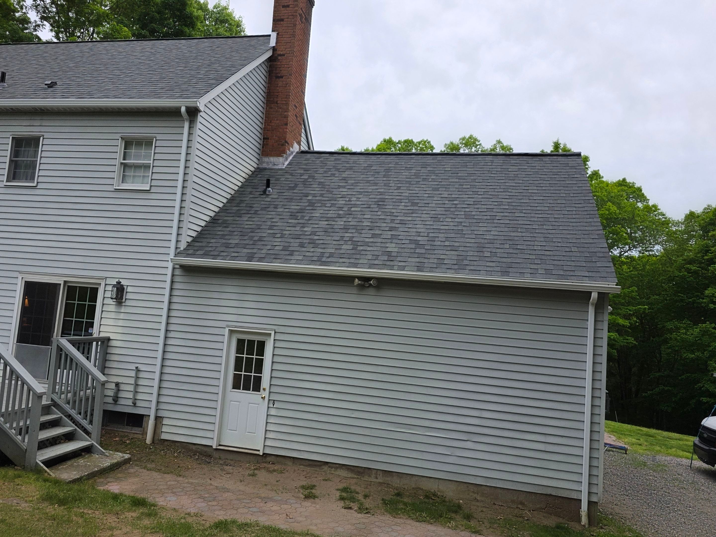 Owens Corning Duration: Estate Gray in Bantam, Connecticut by Golden Shield Roofing