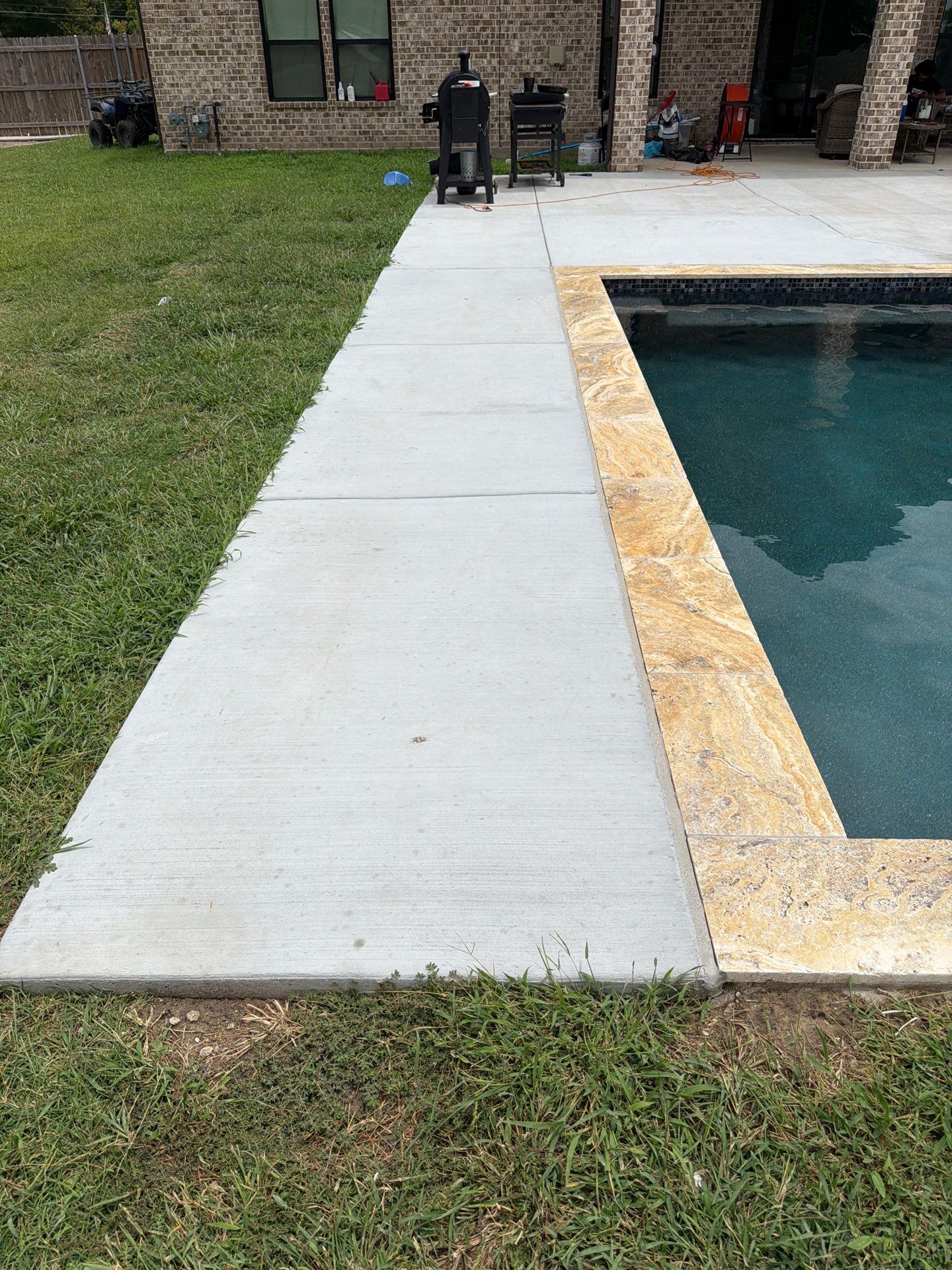 Modern Geometric Pool with Spa and Sheer Descent Water Wall by Pinnacle Pools and Spas - DFW