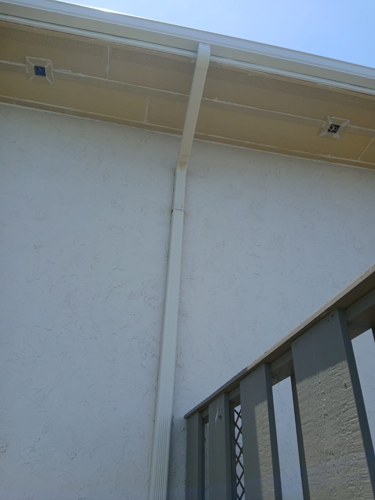 Commercial Gutter Systems for Businesses in Holmes Beach FL by Gutter Professors