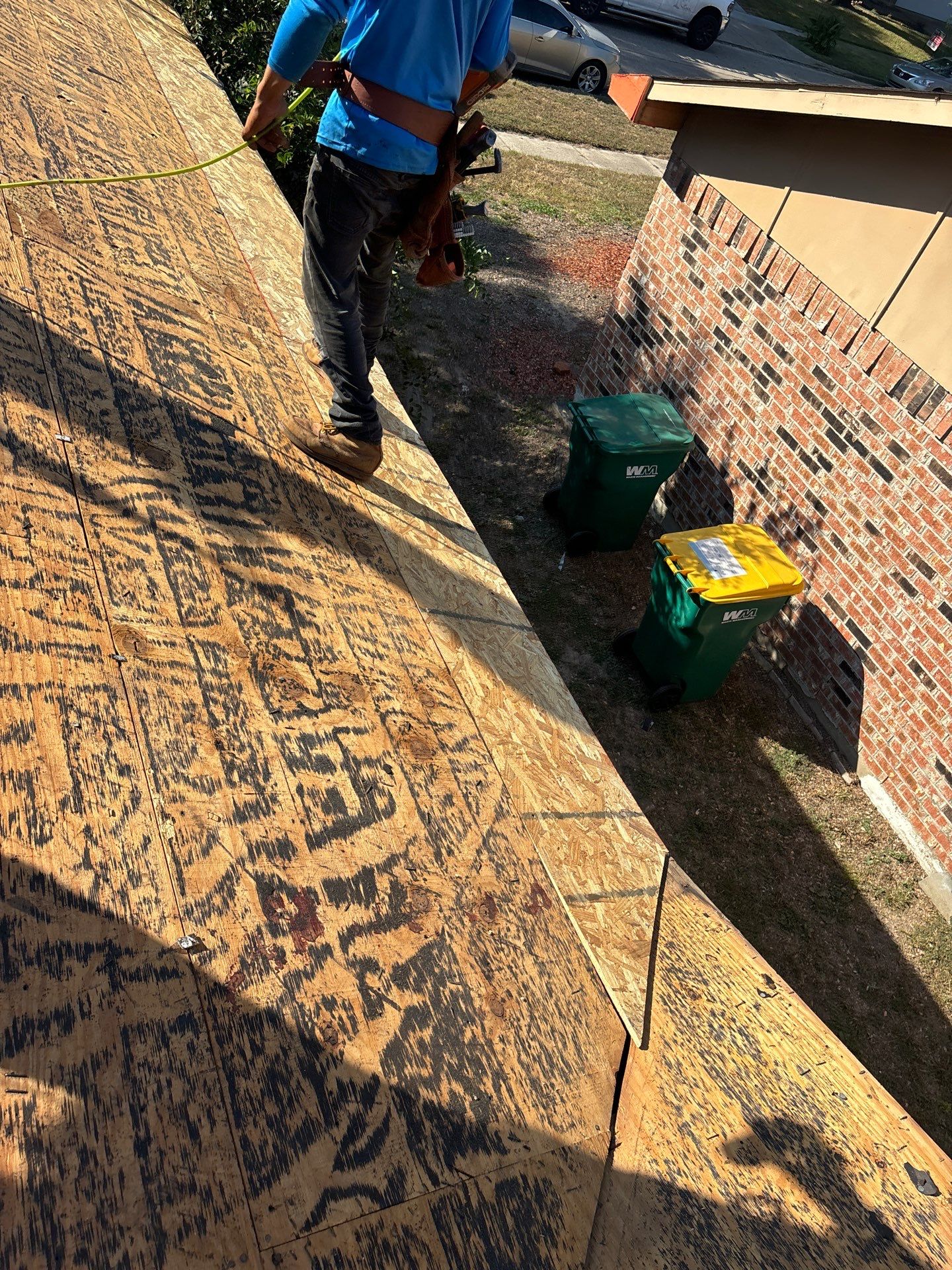 Residential Roofing Installation using Owen's Corning Duration (Lifetime) Shingles by Roof Repair Company