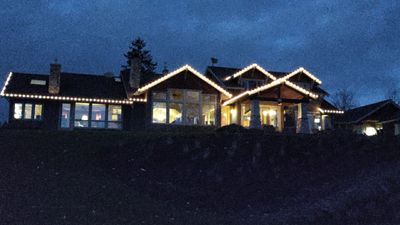 Holiday Lighting using C9 Incandescent Clear