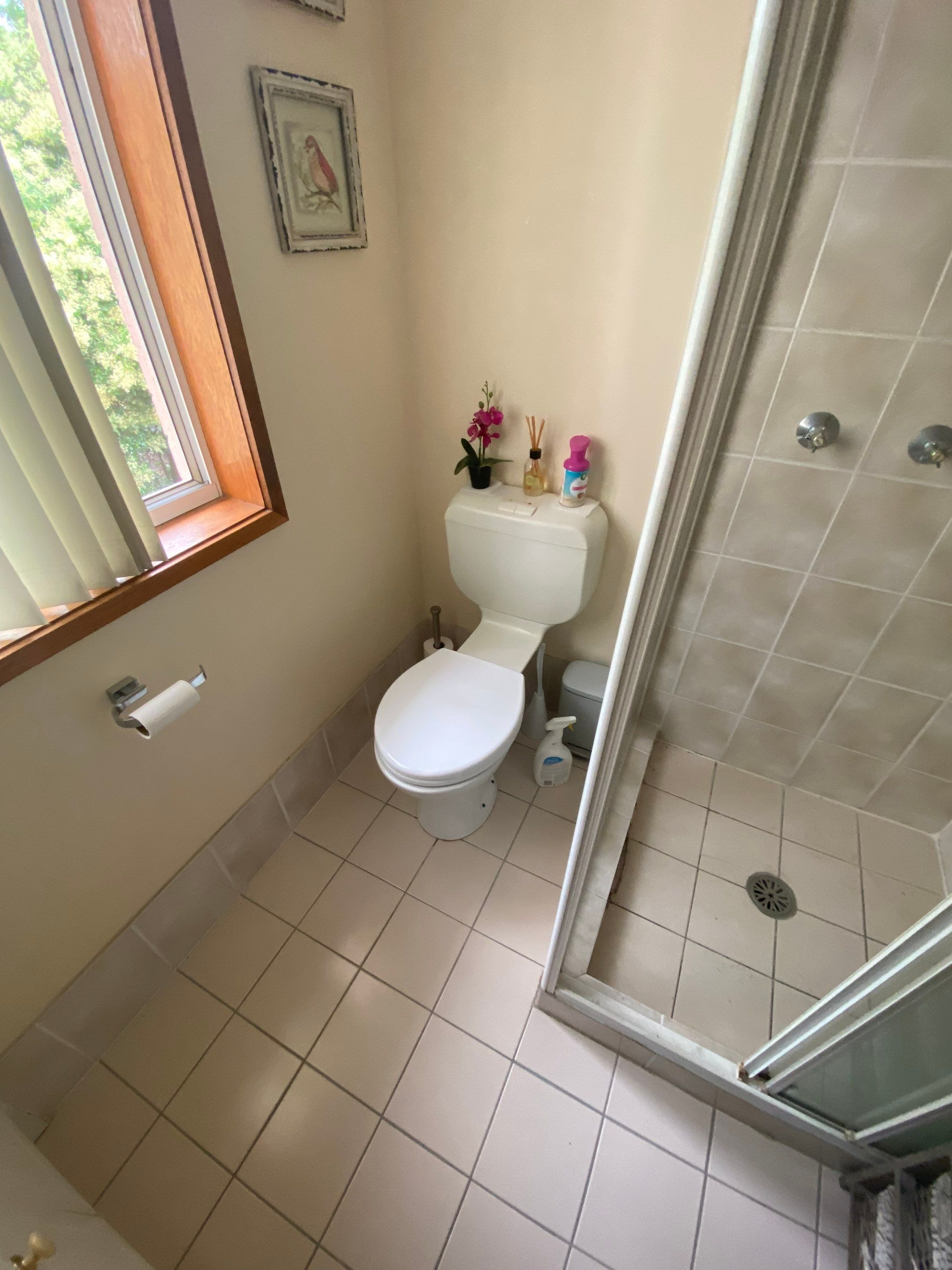 Double Bathroom & Double Toilet Renovation by Re-seal Bathrooms
