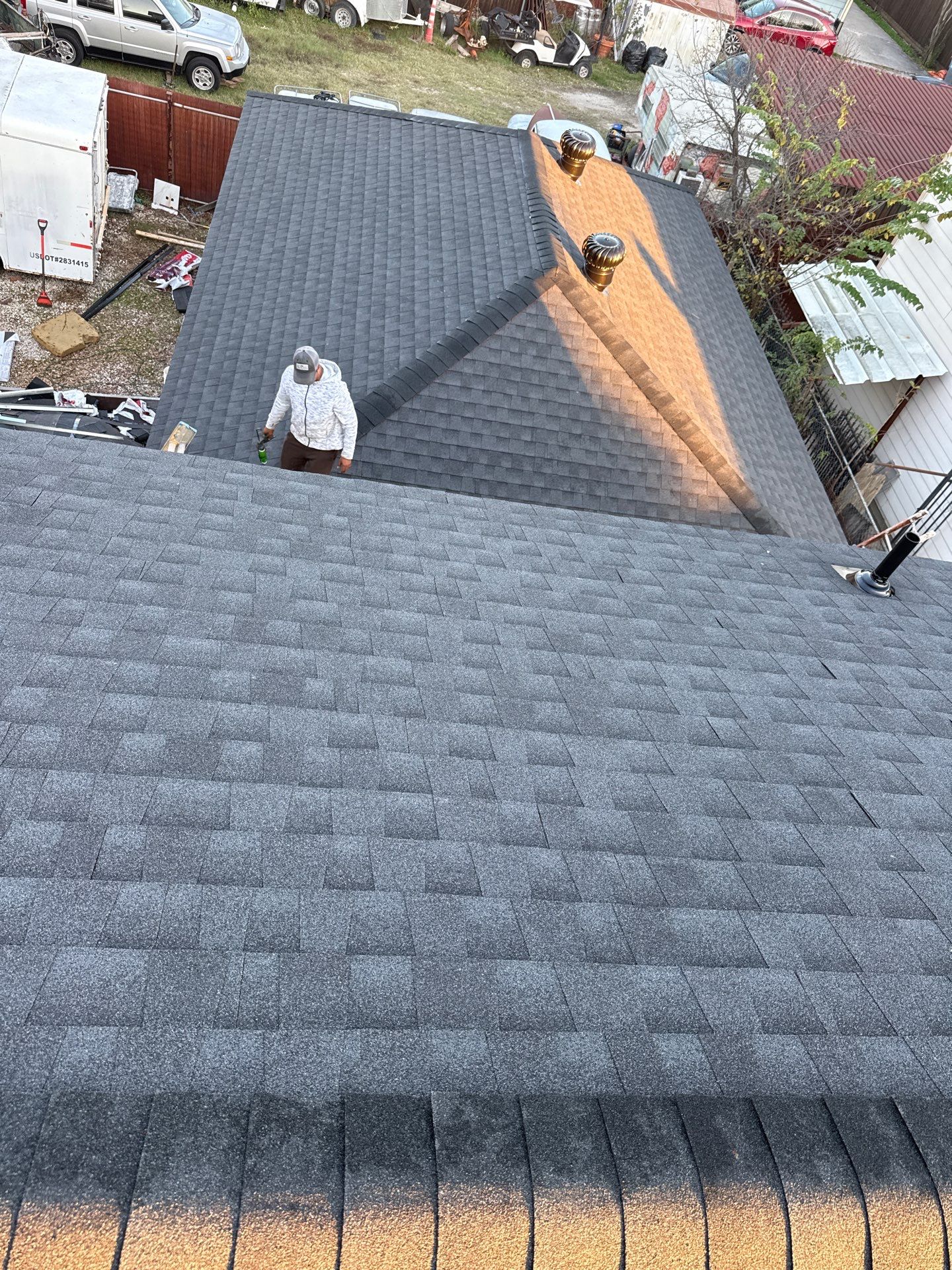 GAF Natural Shadow - Charcoal  by Top Sun Roofing