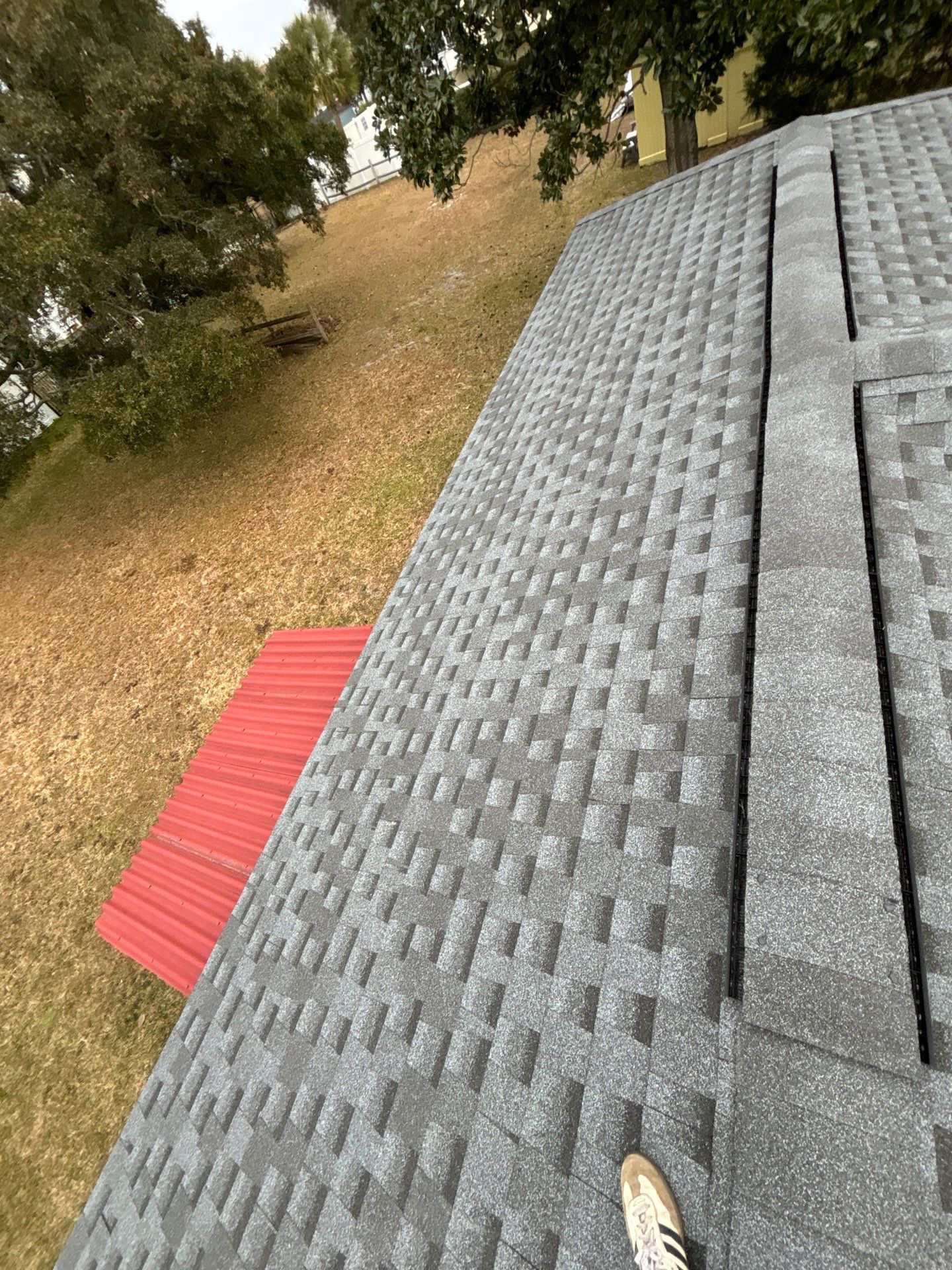 GAF HDZ - Pewter Gray by Linta Roofing