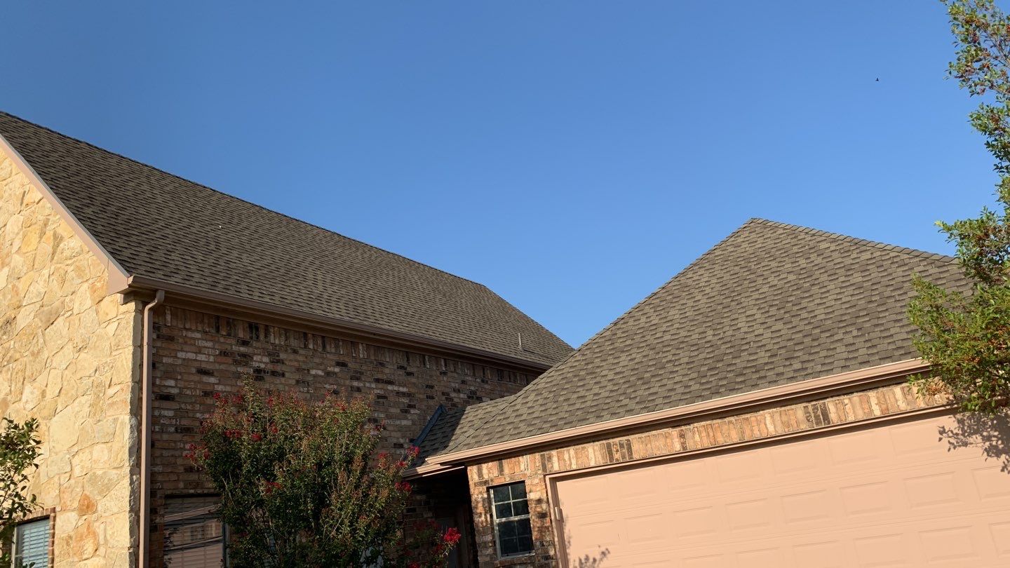 GAF HDZ - Weathered Wood by Elite Roofing LLC