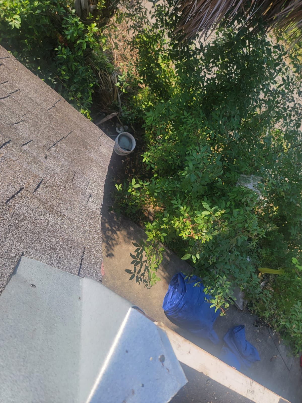 Project in St. Petersburg 33710 by Mitchell Roofing Company LLC 