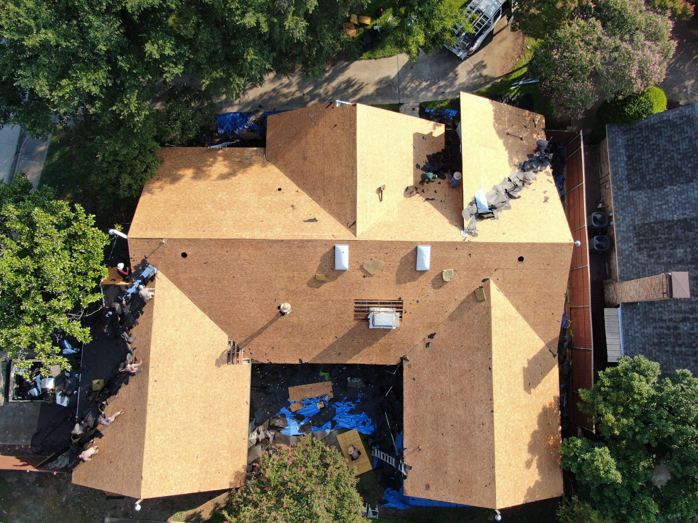 Project in Dallas by Armor Roofing | Exteriors