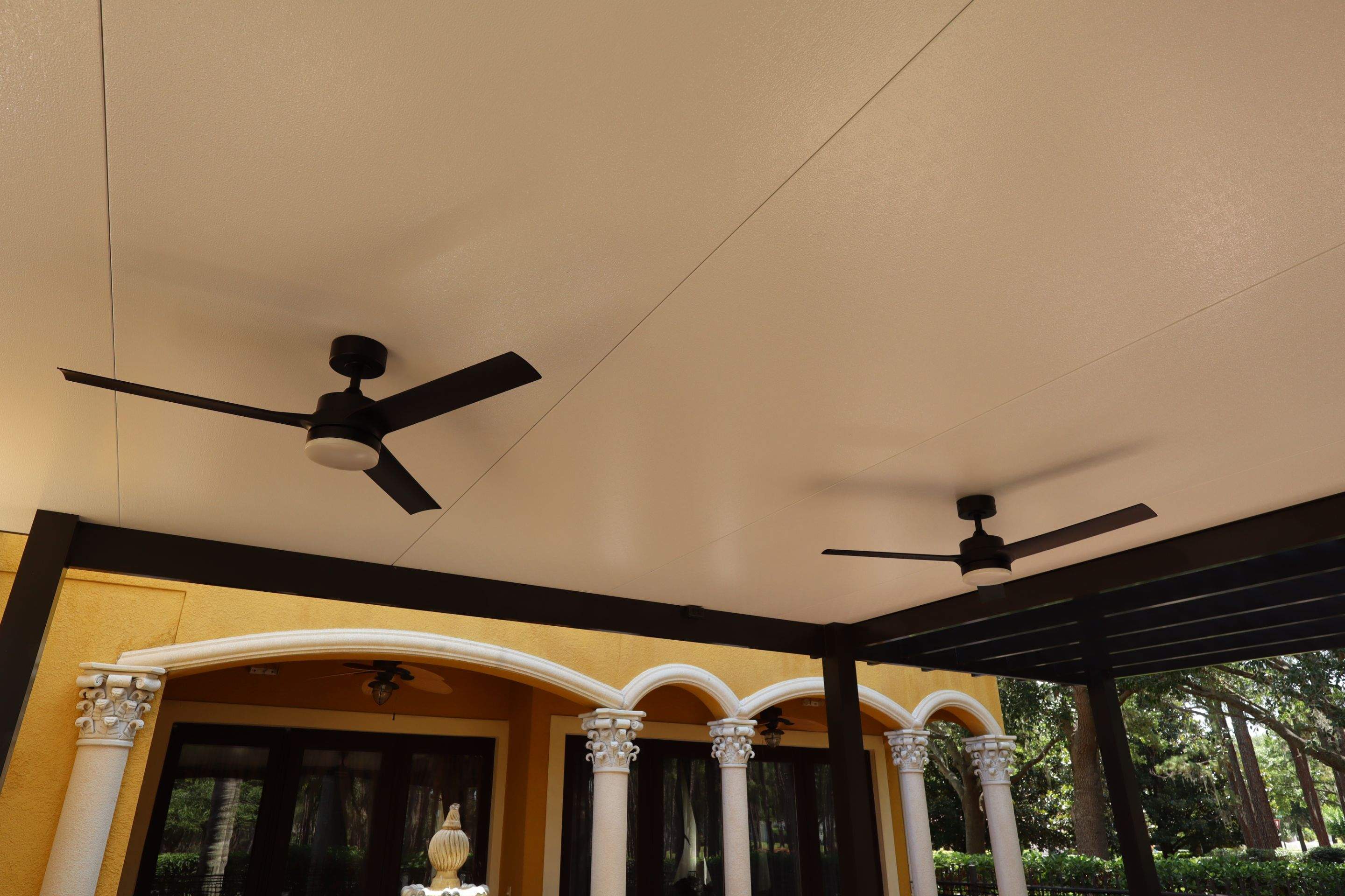 Aluminun patio cover and Pergola using Aluminum by Orlando pergolas