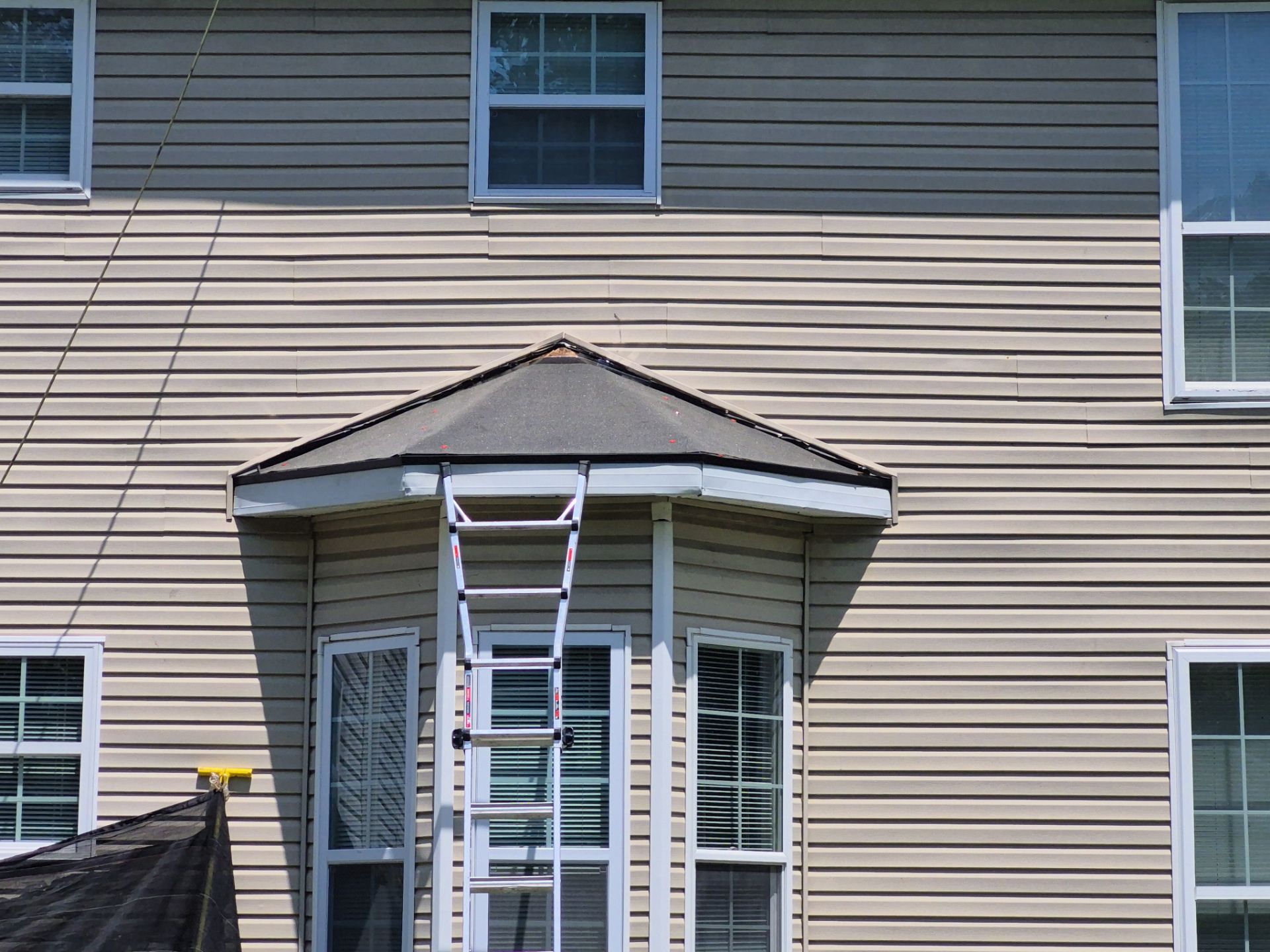 π South Point Gets a Dynasty Makeover by Mr. Roofer