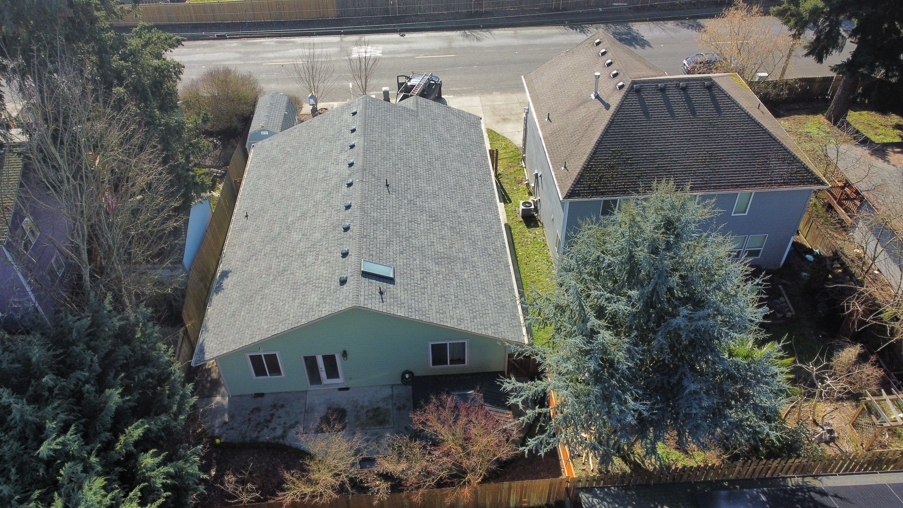 Residential Roofing Installation using Asphalt Shingles by Vitan Construction LLC 