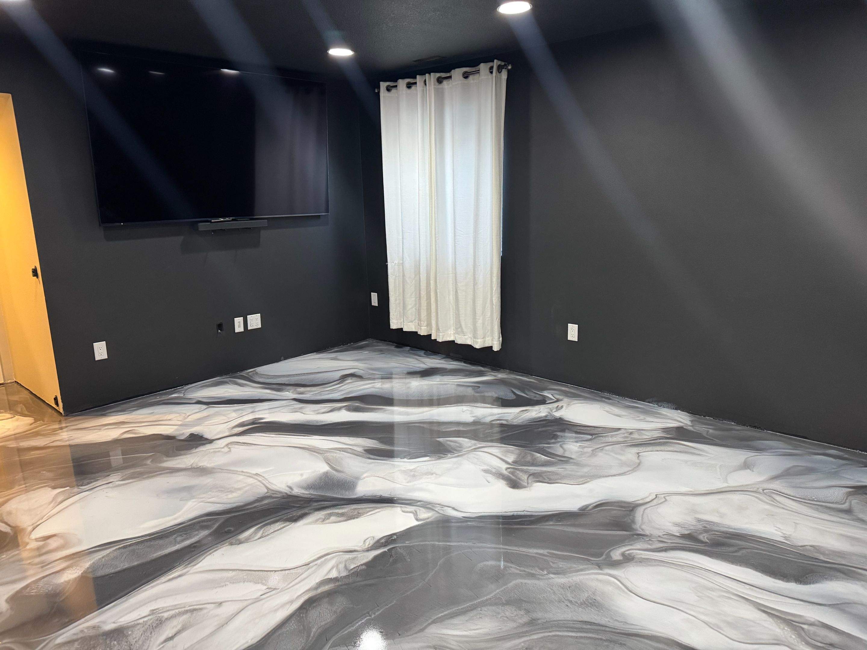 Marble Flooring by Cutting edge painting 
