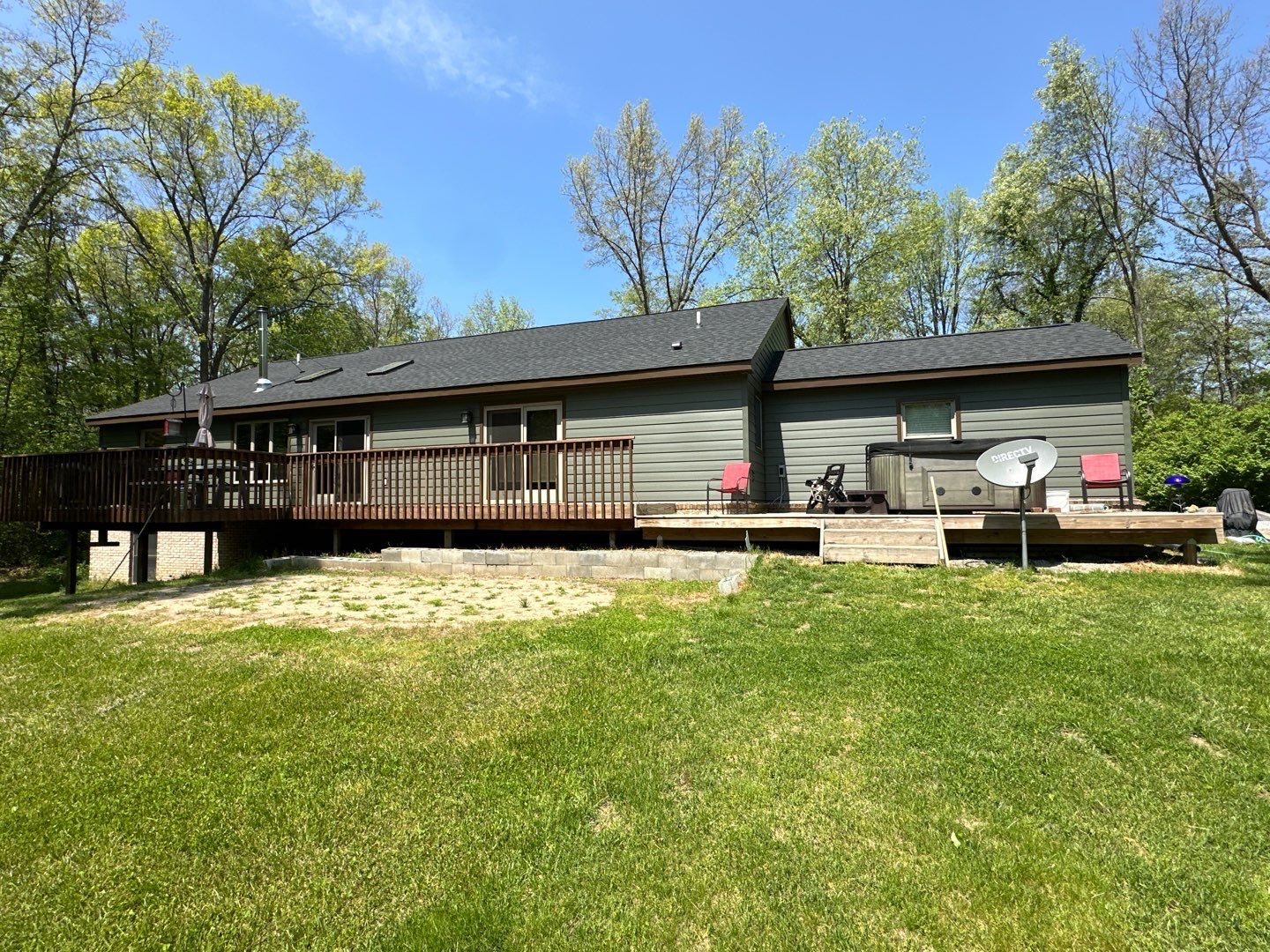 Siding Replacement using Alside S7 Cedar Mill Grain Composite by 180 Contractors