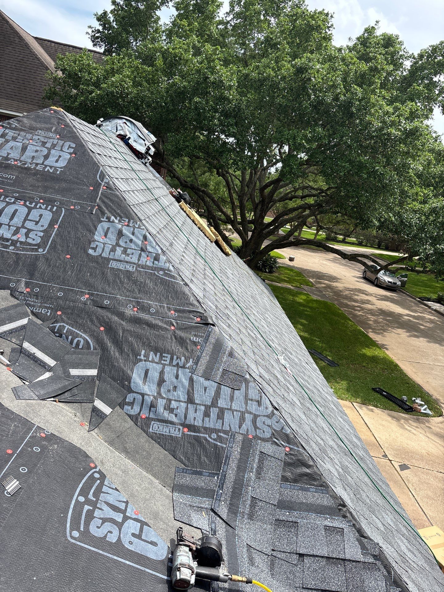 Roof Replacement Houston by Roof Repair Company
