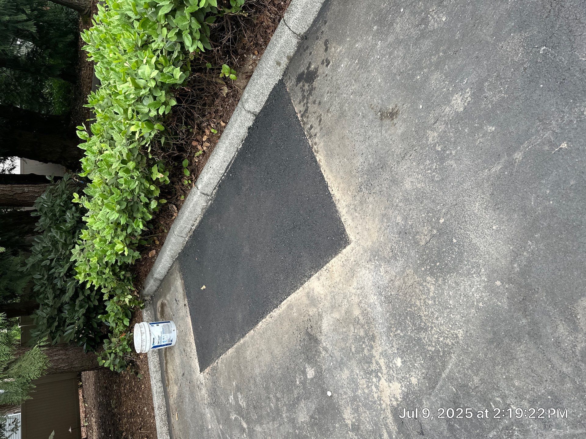 Curb Repaint | Seattle  by Jireh Asphalt & Concrete Inc 