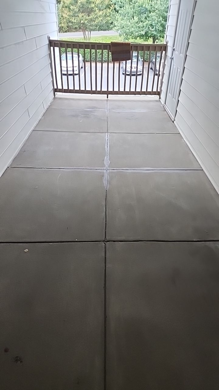 Appartment cleaning by Power Wash Masters LLC