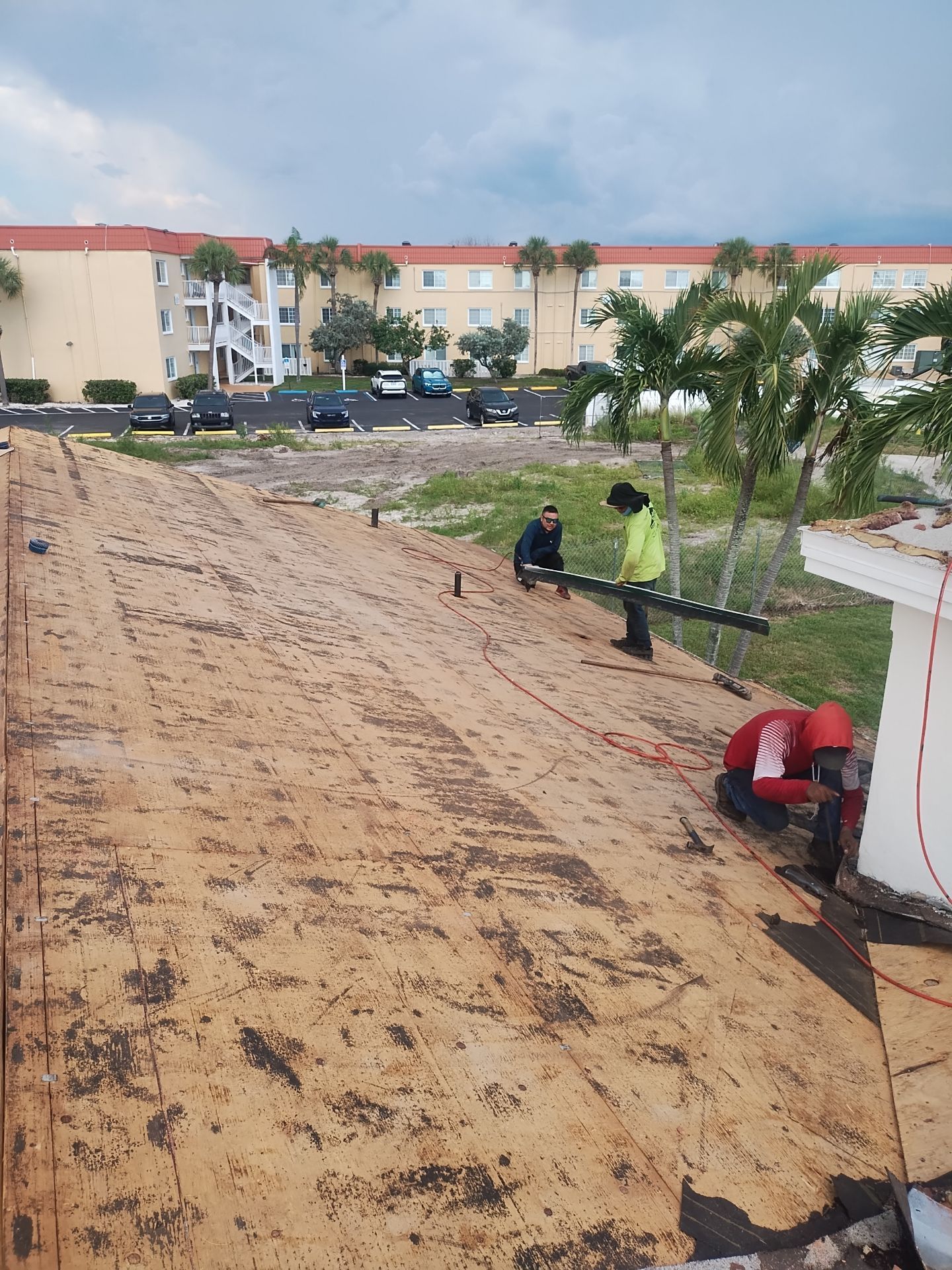 Project in St. Petersburg 33704 by Mitchell Roofing Company LLC 