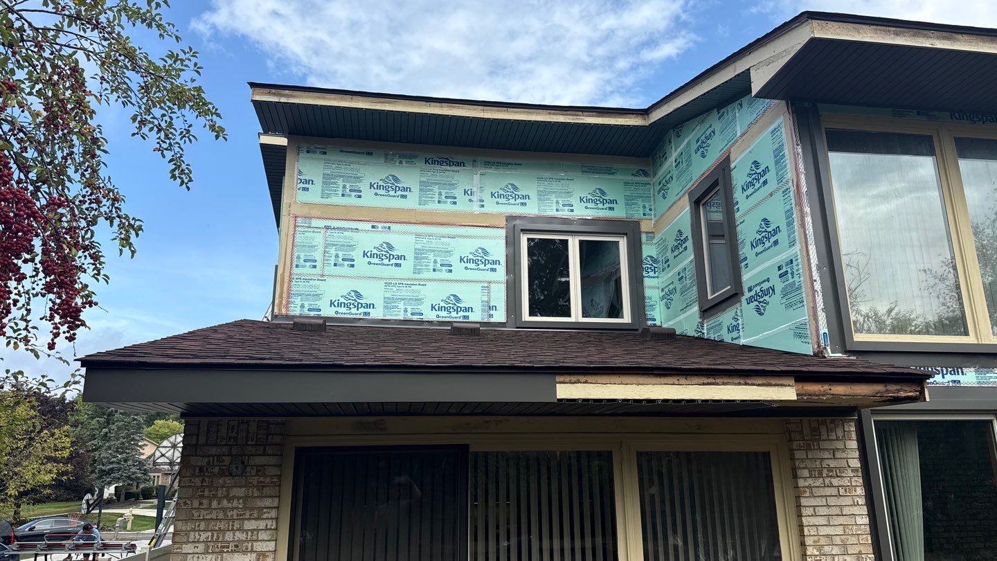 Siding Replacement using Alside S7 Cedar Mill Grain Cast Iron by 180 Contractors