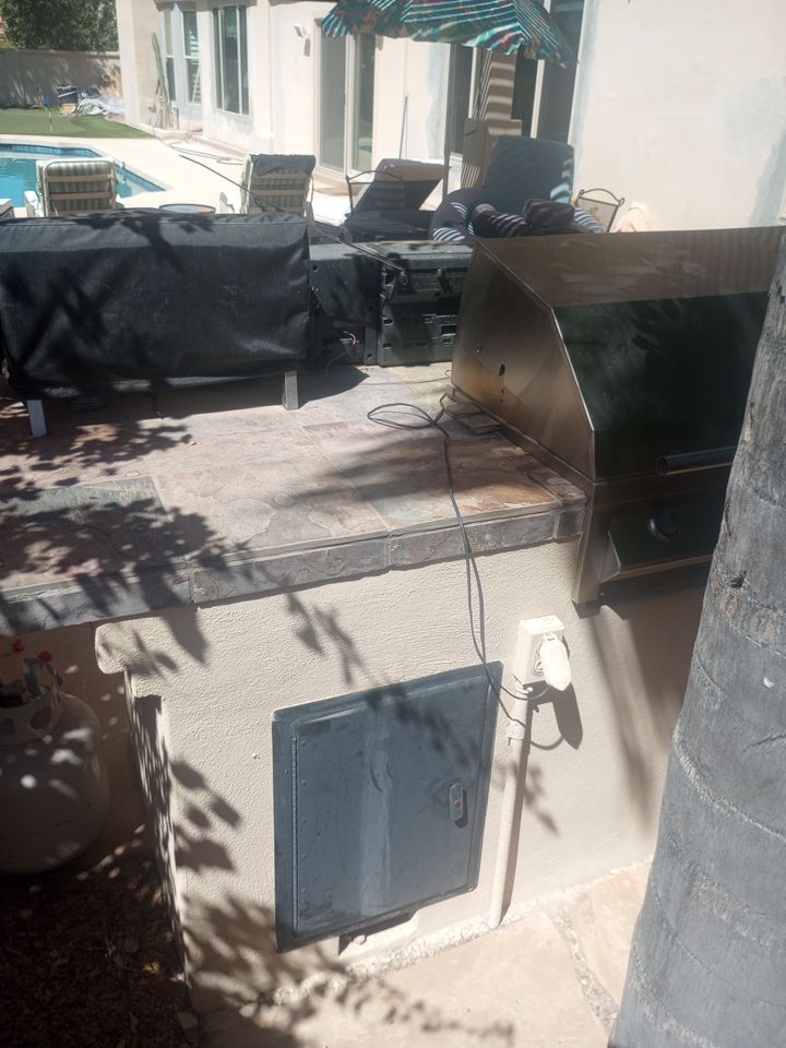 Exterior Painting Job in Scottsdale by Crash of Rhinos Painting & Garage Floors
