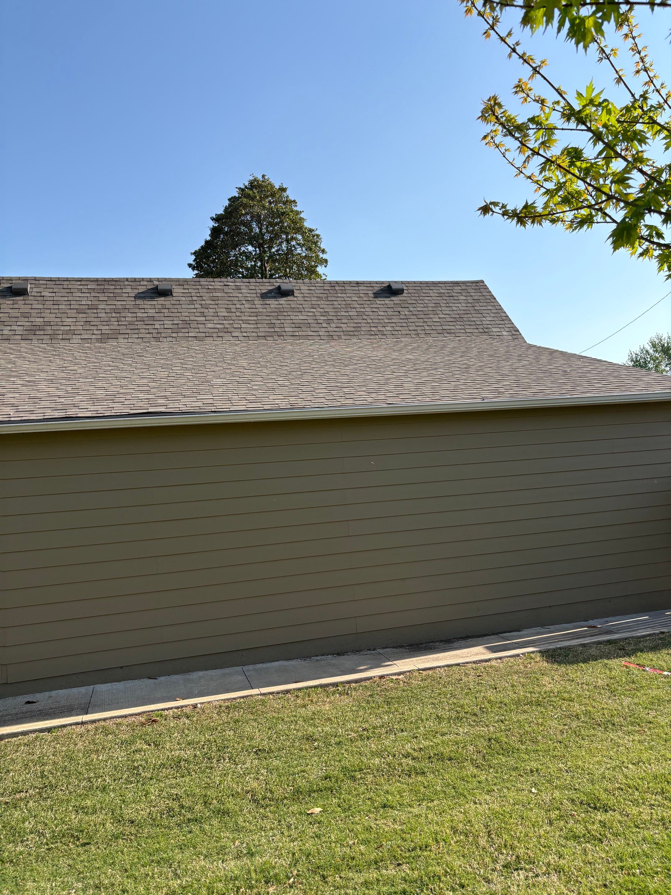 Roof Project in Tulsa by Decor Roofing & Restoration