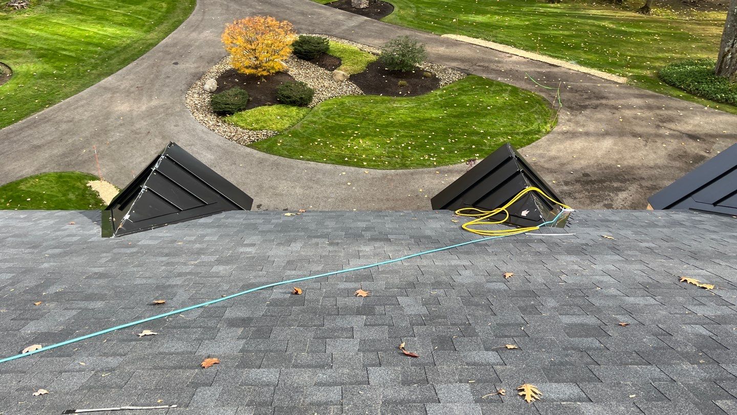 Residential Roofing Installation using Owens Corning Duration, Driftwood by Absolute Roofing and Construction