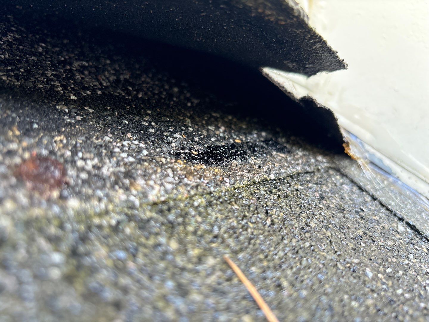 Flashing wrong installation by Deerfield Roofing LLC