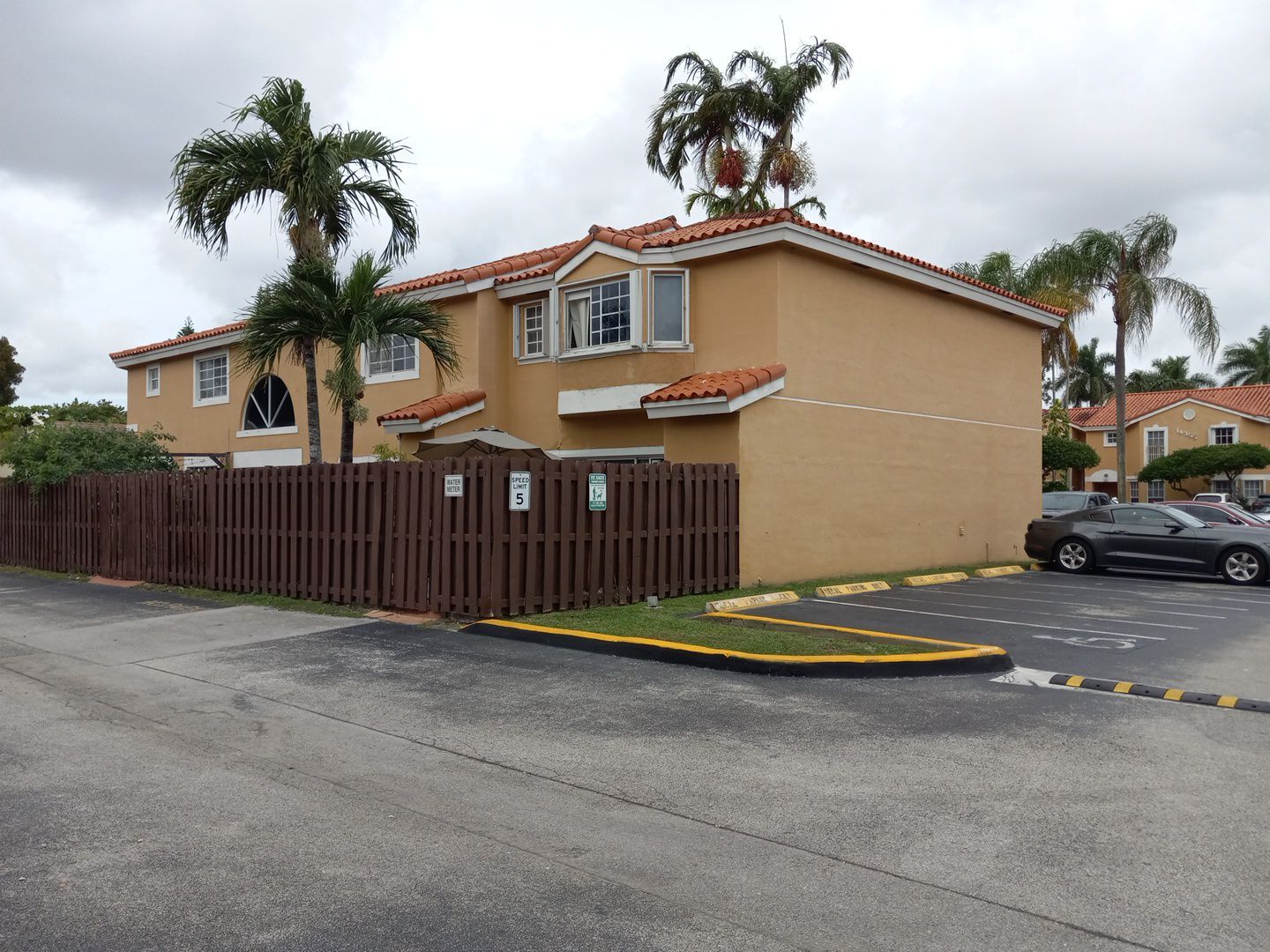 SIENNA VILLAS CONDO BLDG 14355 by Souffront Construction & Engineering