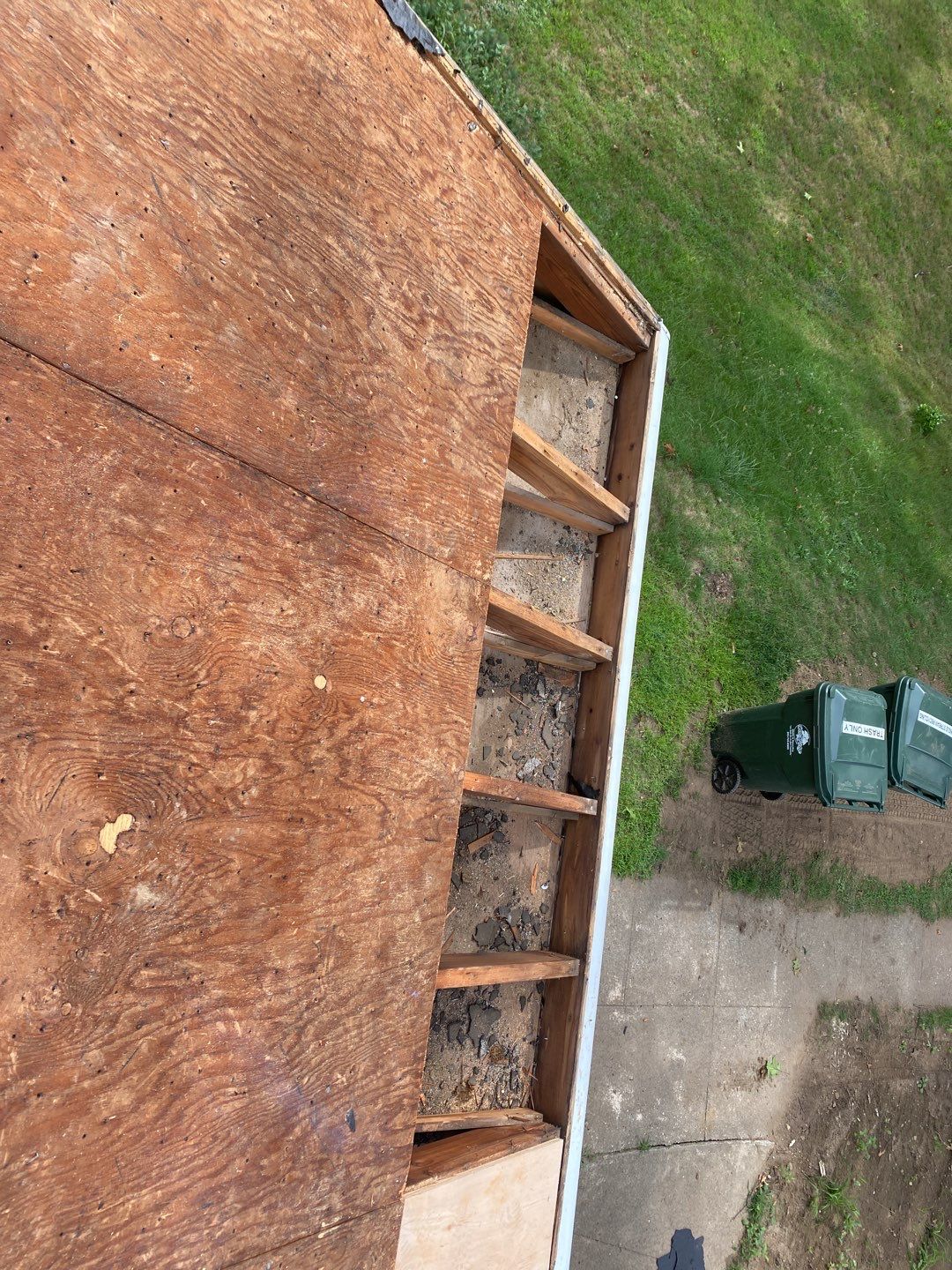 Siding Installation using Certainteed monogram charcoal gray Owens Corning Onyx Black by A Plus Exterior