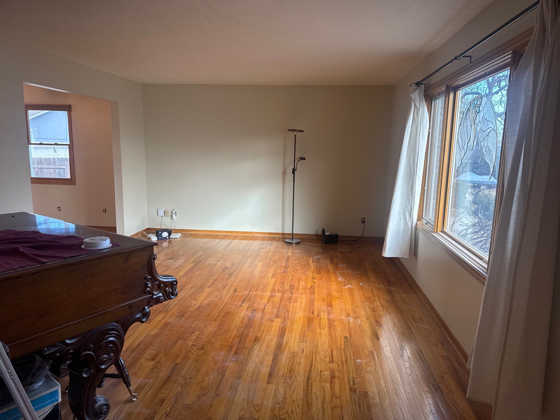 Full Interior Repaint to put the house up for sale by Midwest Paint LLC