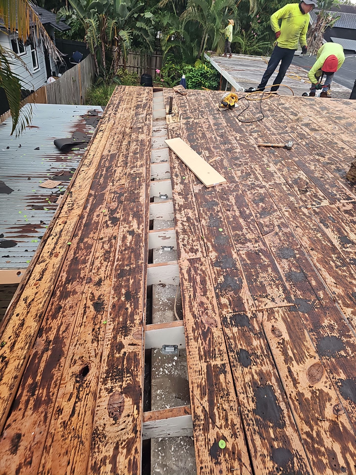 Project in St. Petersburg 33704 by Mitchell Roofing Company LLC 