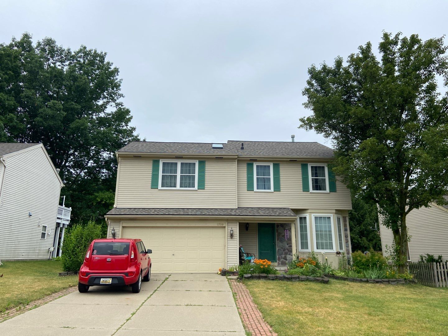 Roof Replacement using CertainTeed Landmark by 180 Contractors