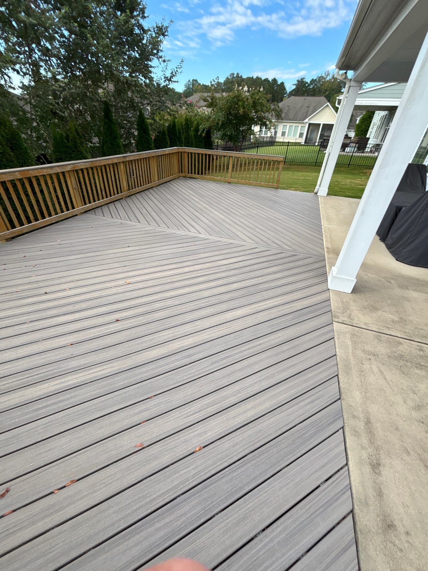 Wood Deck using Wood Stain by DuraSeal