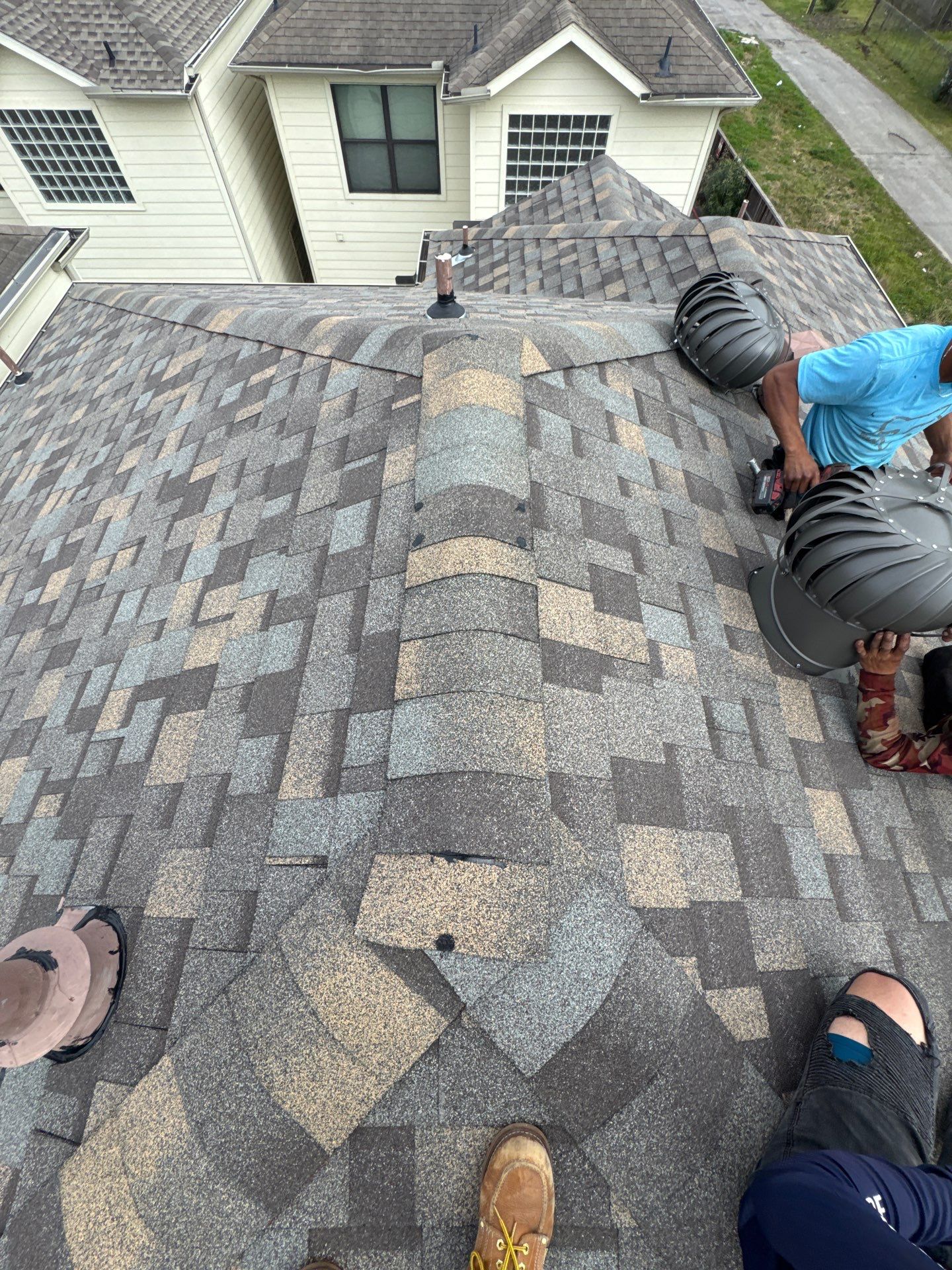 Townhouse Roof Replacement in Garden Oaks with IKO Nordic Shingles by Kainos Roofing & Exteriors