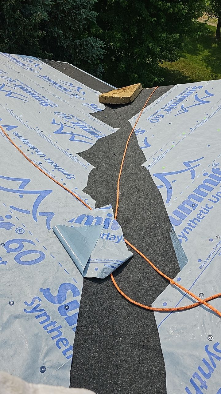 ATLAS PINNACLE COLOR: COASTAL GRANITE by Eagle Eye Roofing