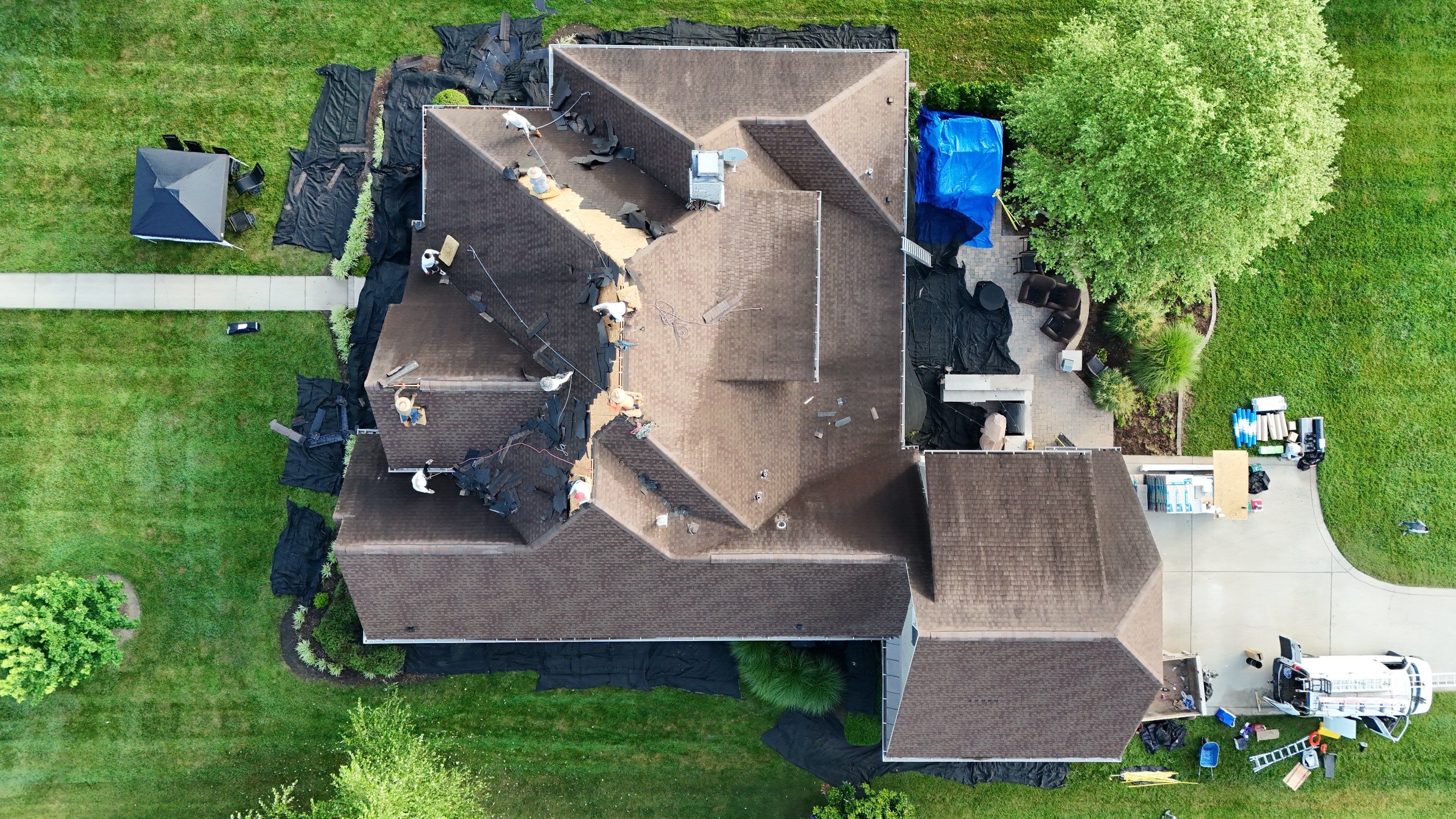 Driftwood Re-Roof by Royal House LLC