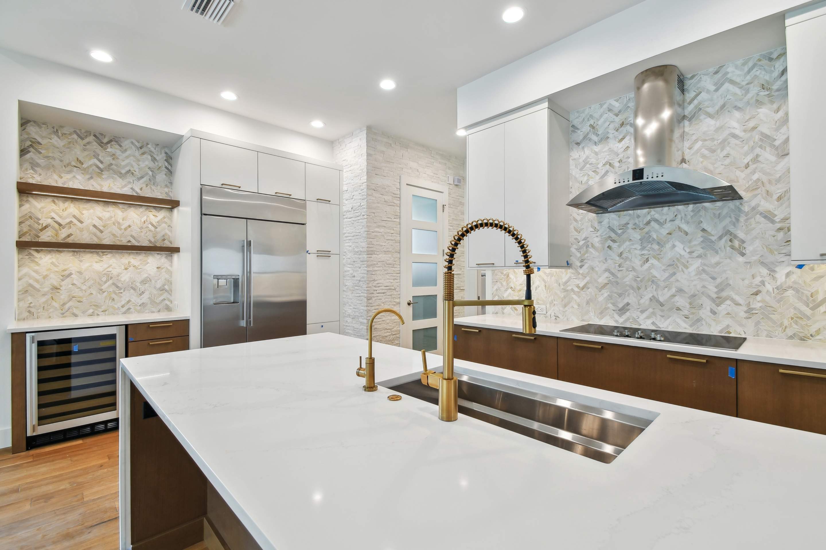 Coastal Soll II by Lyons Heritage Tampa, LLC
