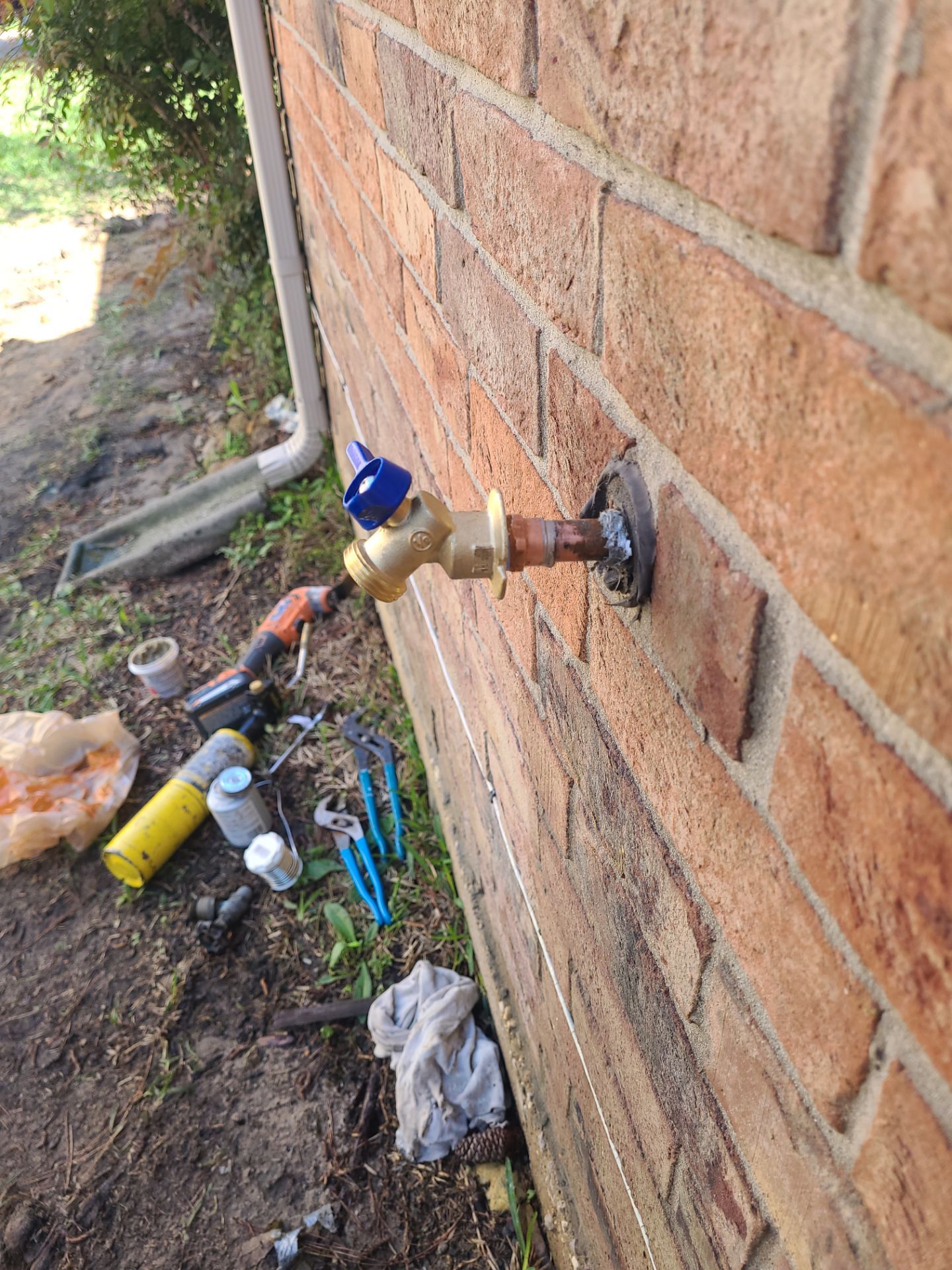 Pool, Patio Cover and Summer Kitchen in Sterling Ridge by SophAlx LLC