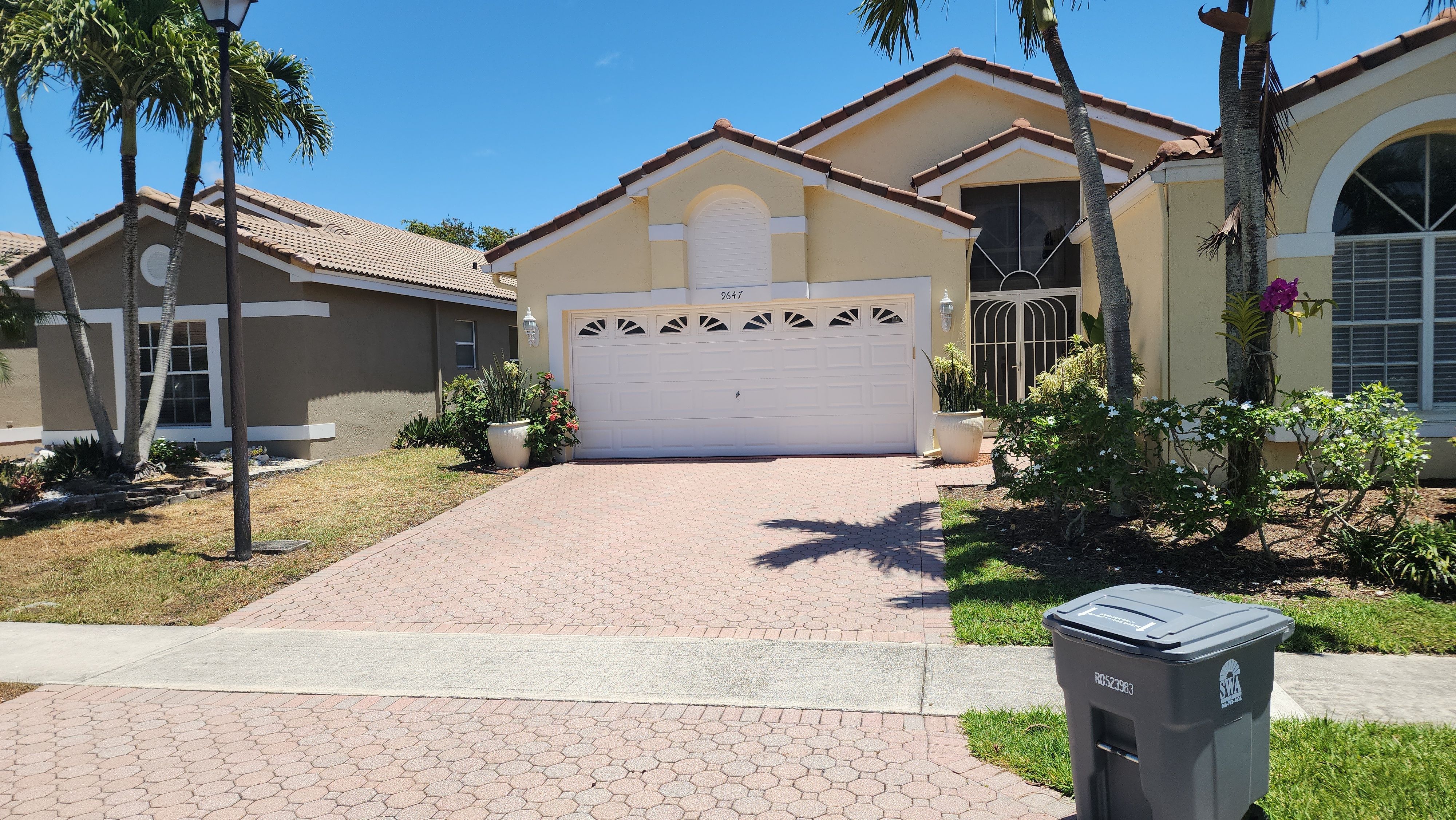 Tile Roof Repair in Boynton Beach using Concrete Roof Tile by Aastro Roofing