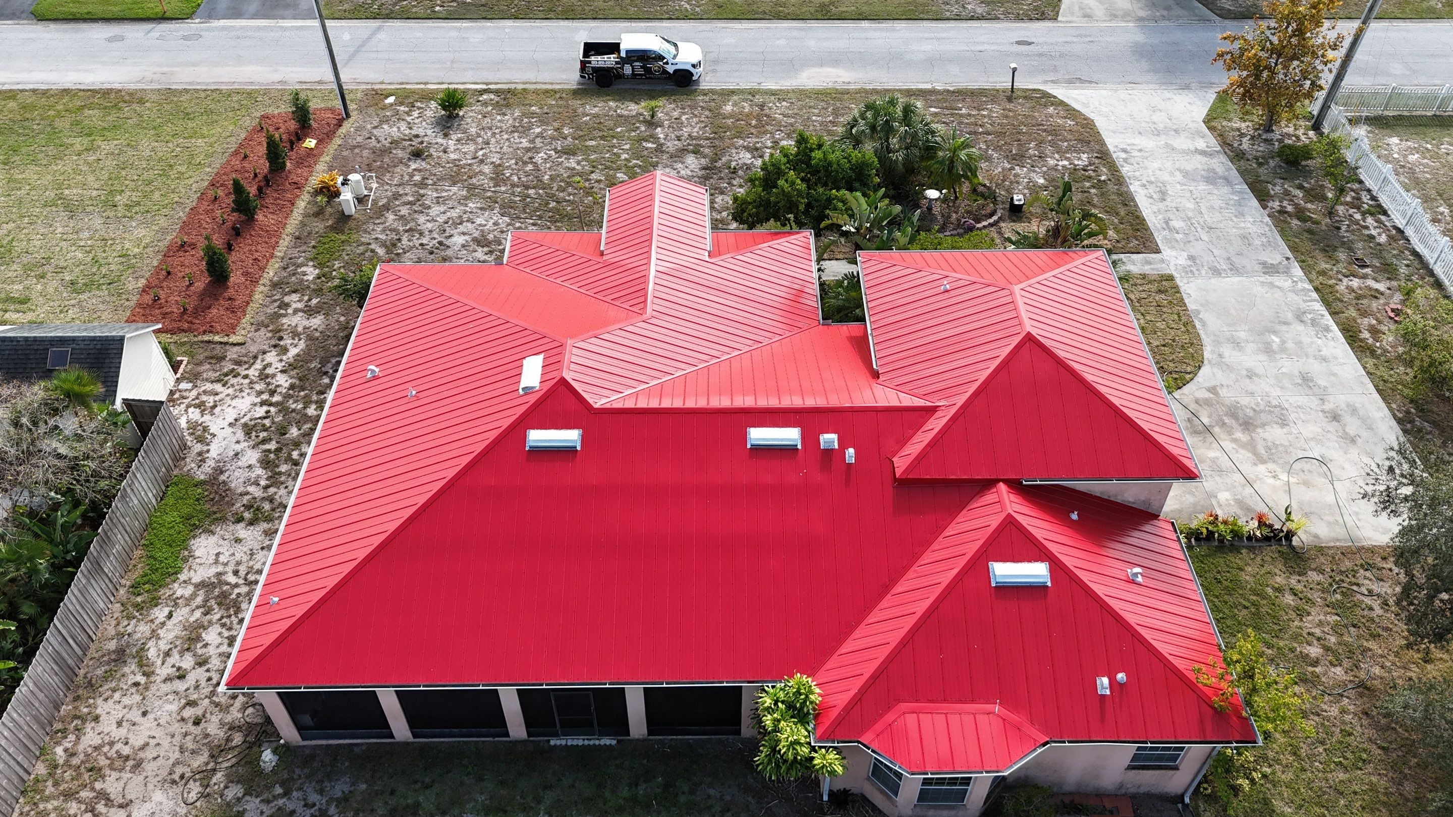 Metal Roof Replacement in Gibsonton, FL by Steadfast Roofing 