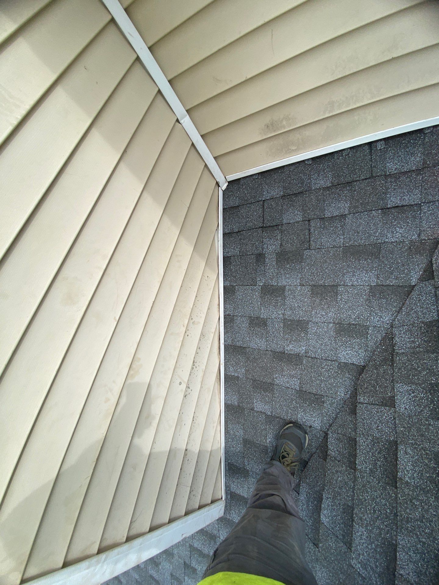 Norwalk DiGiorgi customer gets beautiful new roof! by DiGiorgi Roofing and Siding Inc