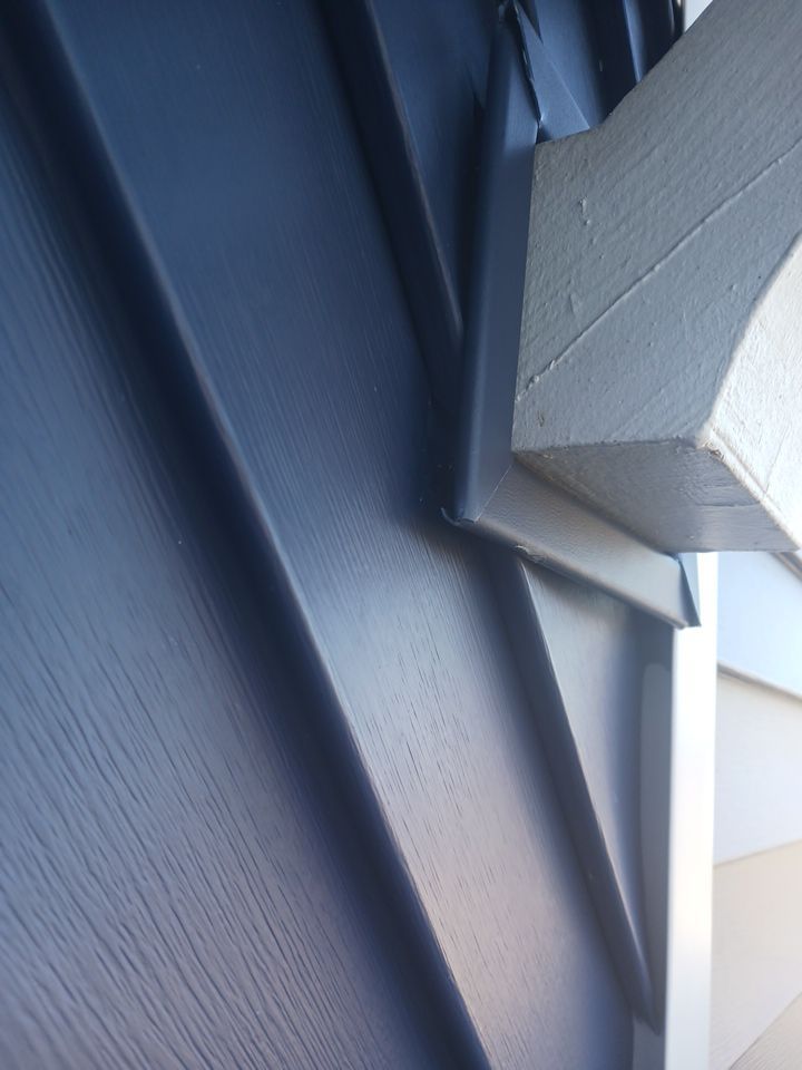 Siding Replacement using Certainteed Restoration Classic D4 Midnight Blue by 180 Contractors