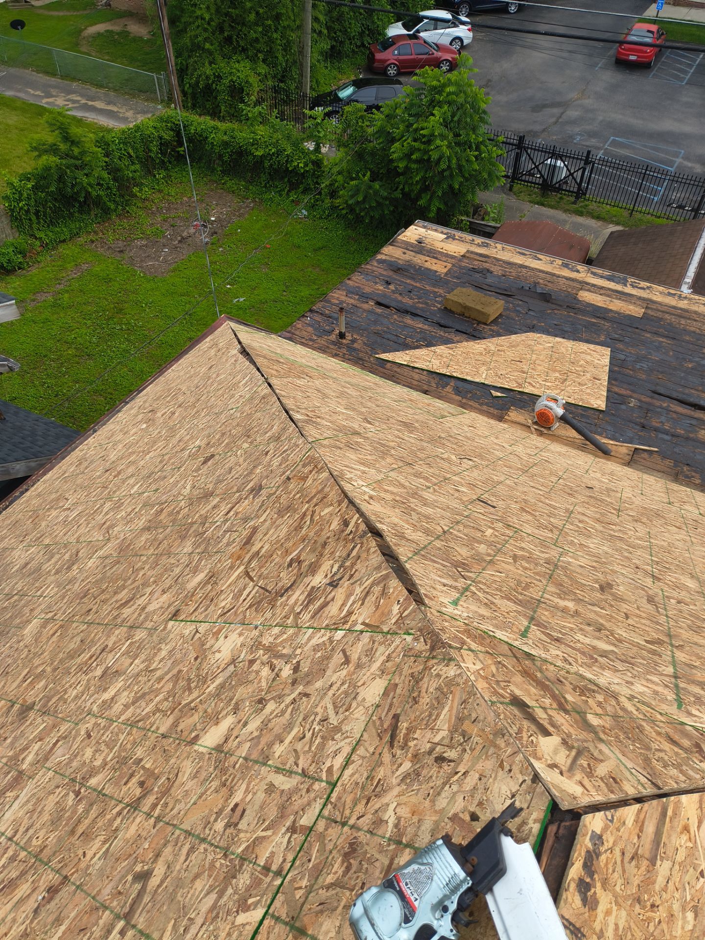 Residential Roofing Installation using GAF Timberline HDZ Shakewood by Rainstoppers Roofing