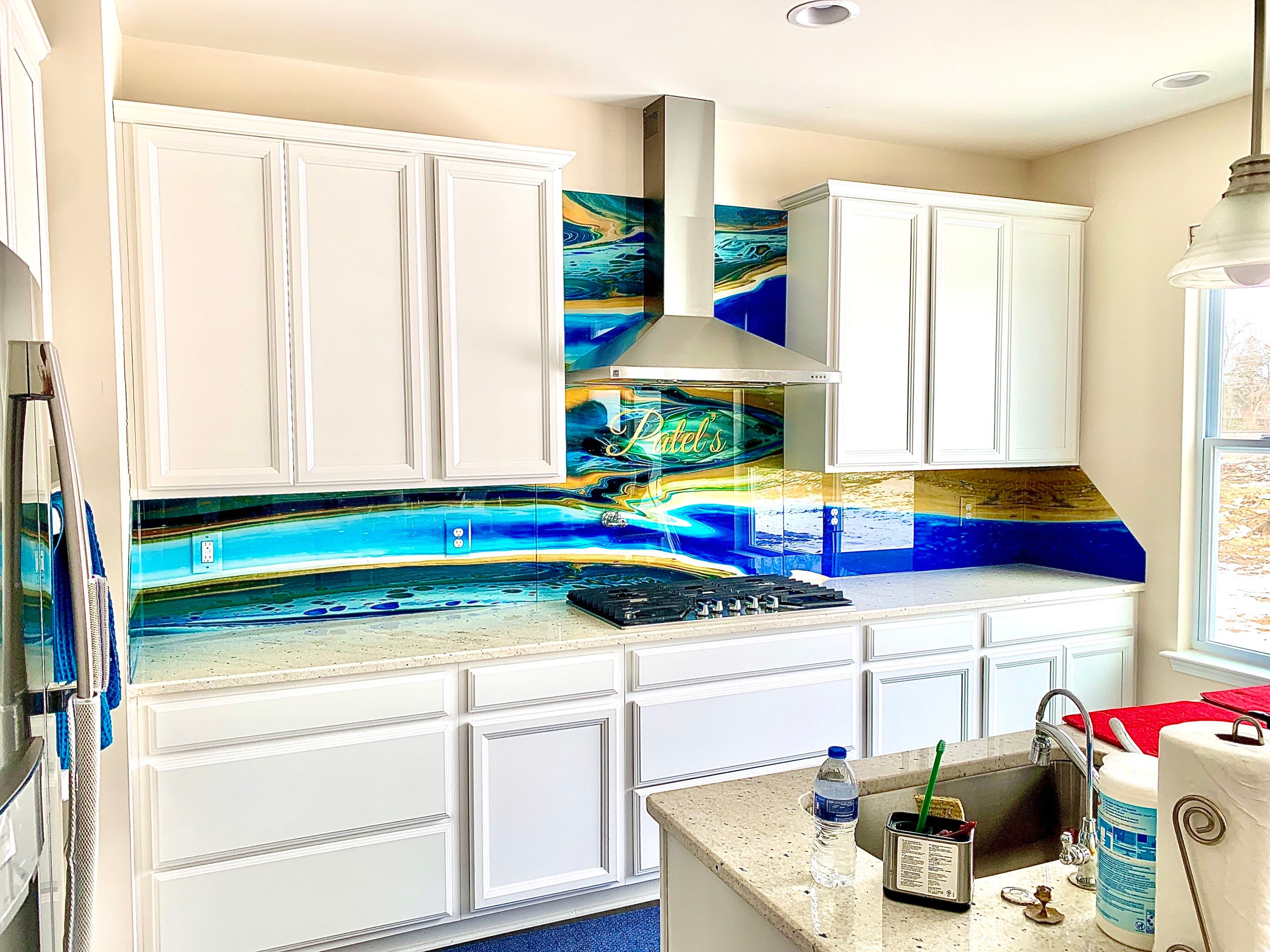 Kitchen Remodel using IMAGIO Solid Glass Backsplash - Imagine by fine Artist Ramona Patterson by IMAGIO