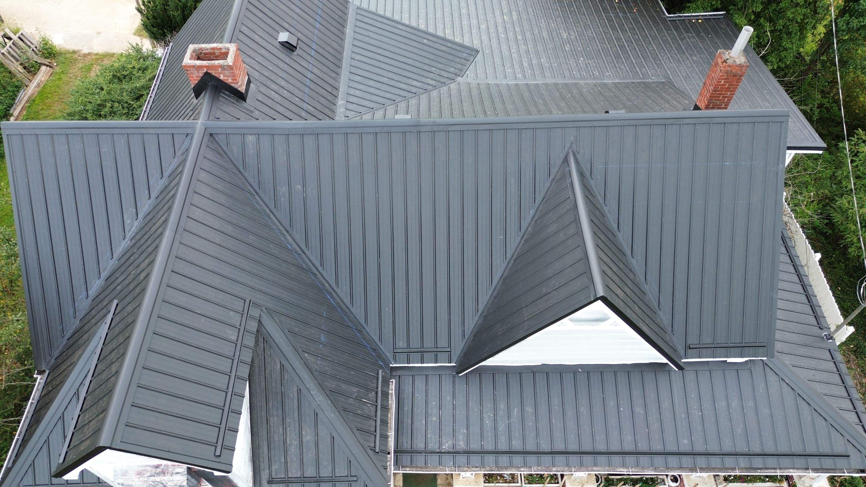 Byrd Residence by Omnia Roofing