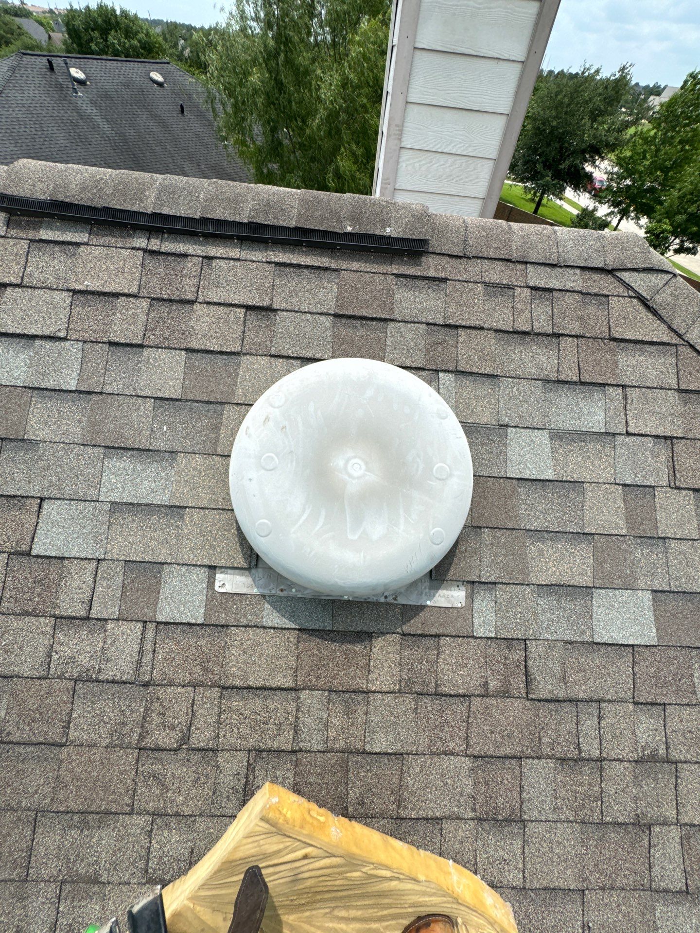 Hail Damage using Owen's Corning Duration (Lifetime) Shingles by Roof Repair Company