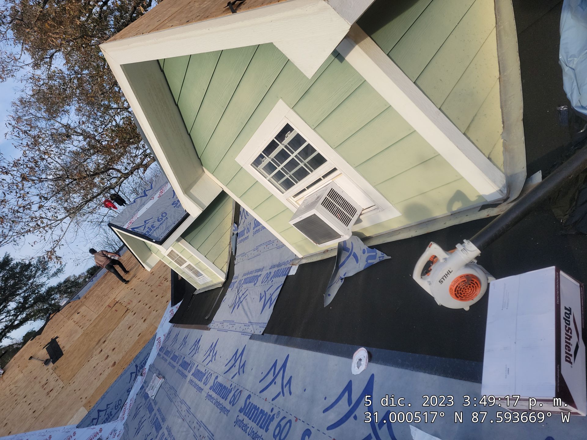 Jaye by IAM Roofing LLC