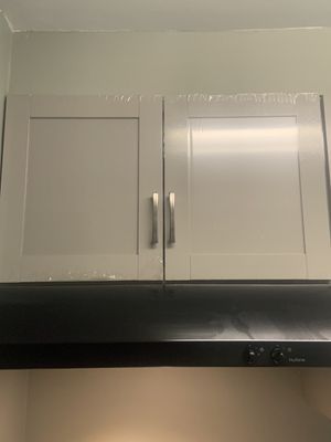 Cabinet Pulls Installation using Handles