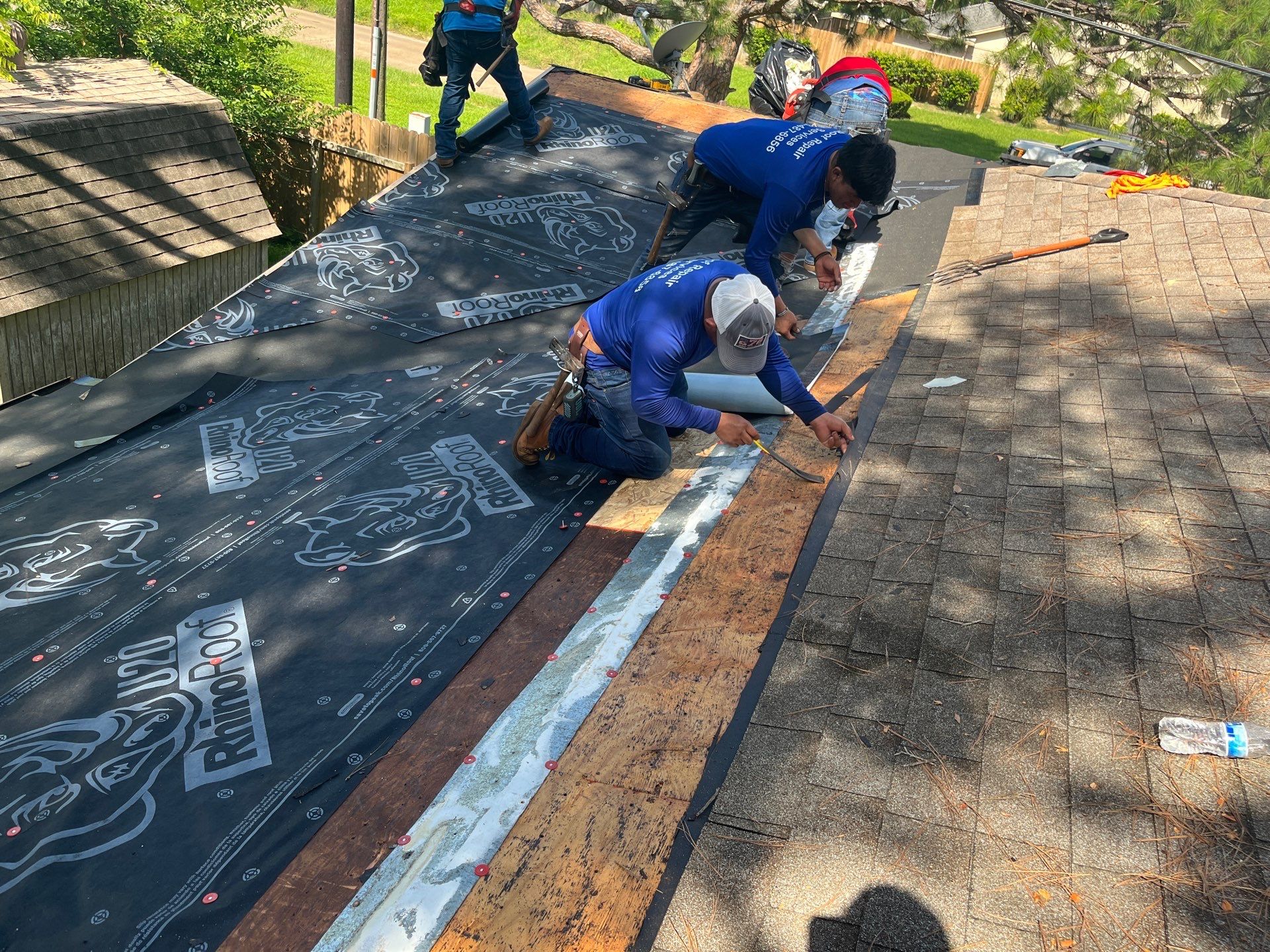 Residential Roofing Installation using Owen's Corning Duration (Lifetime) Shingles by Roof Repair Company