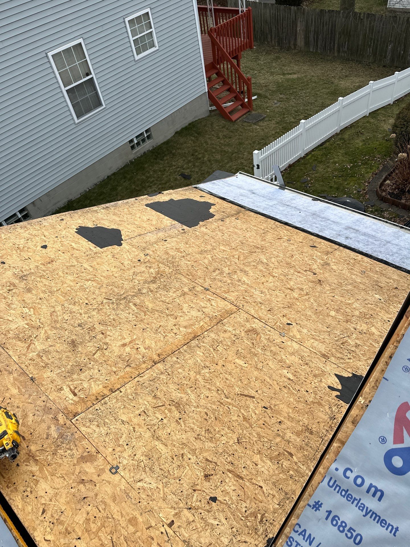 Weather Max Panel, Color: Ebony by Eagle Eye Roofing
