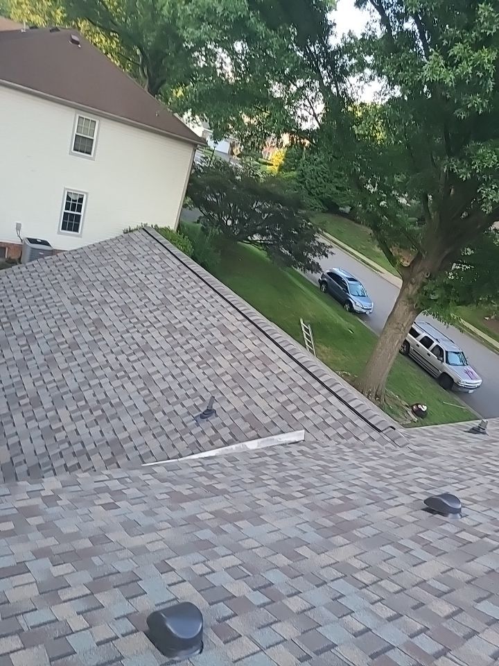 Burke: CertainTeed Landmark Pro Architectural Shingles in Max Def Weathered Wood by RM Banning, Inc.