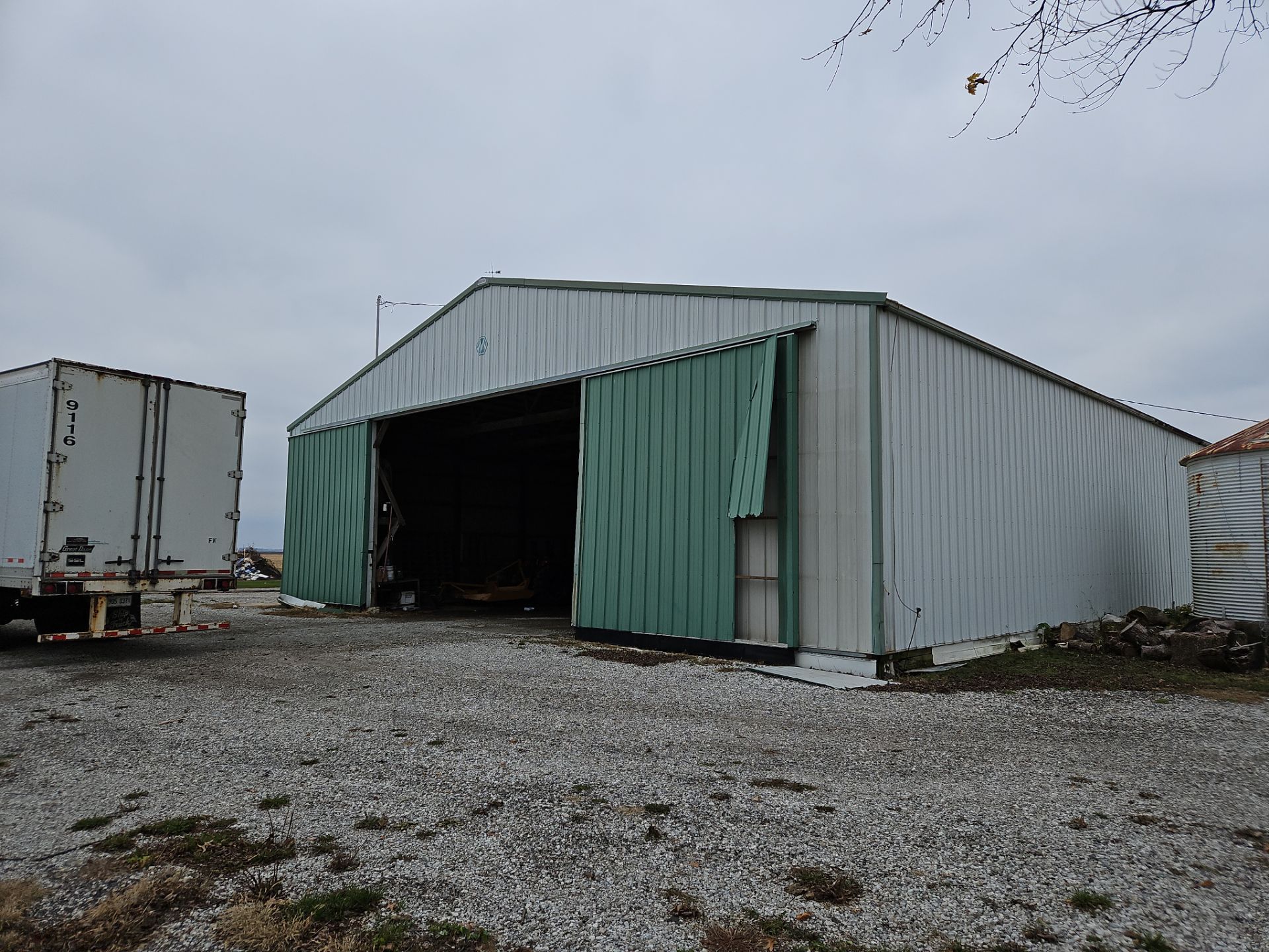 Replace worn out pole barn doors by Dagny Builders